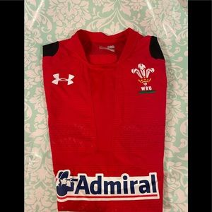 Under armour wales rugby jersey sz xl adult